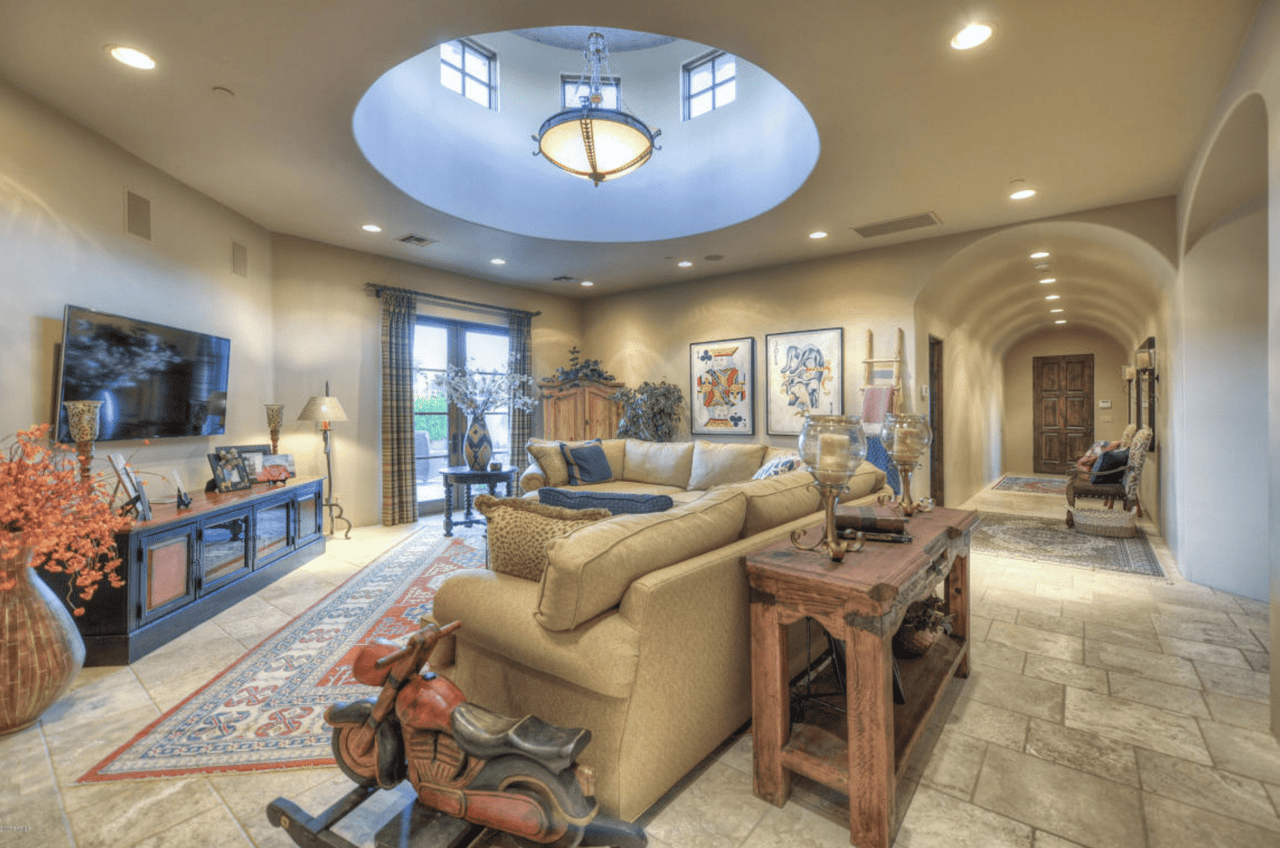 Luxury custom home in Scottsdale, AZ