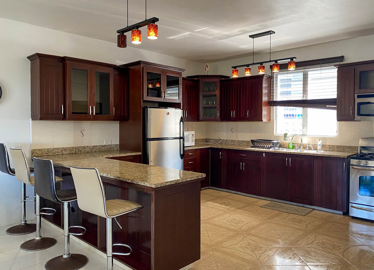 192 Penthouse Three Bedroom Apartment in Belle Vue