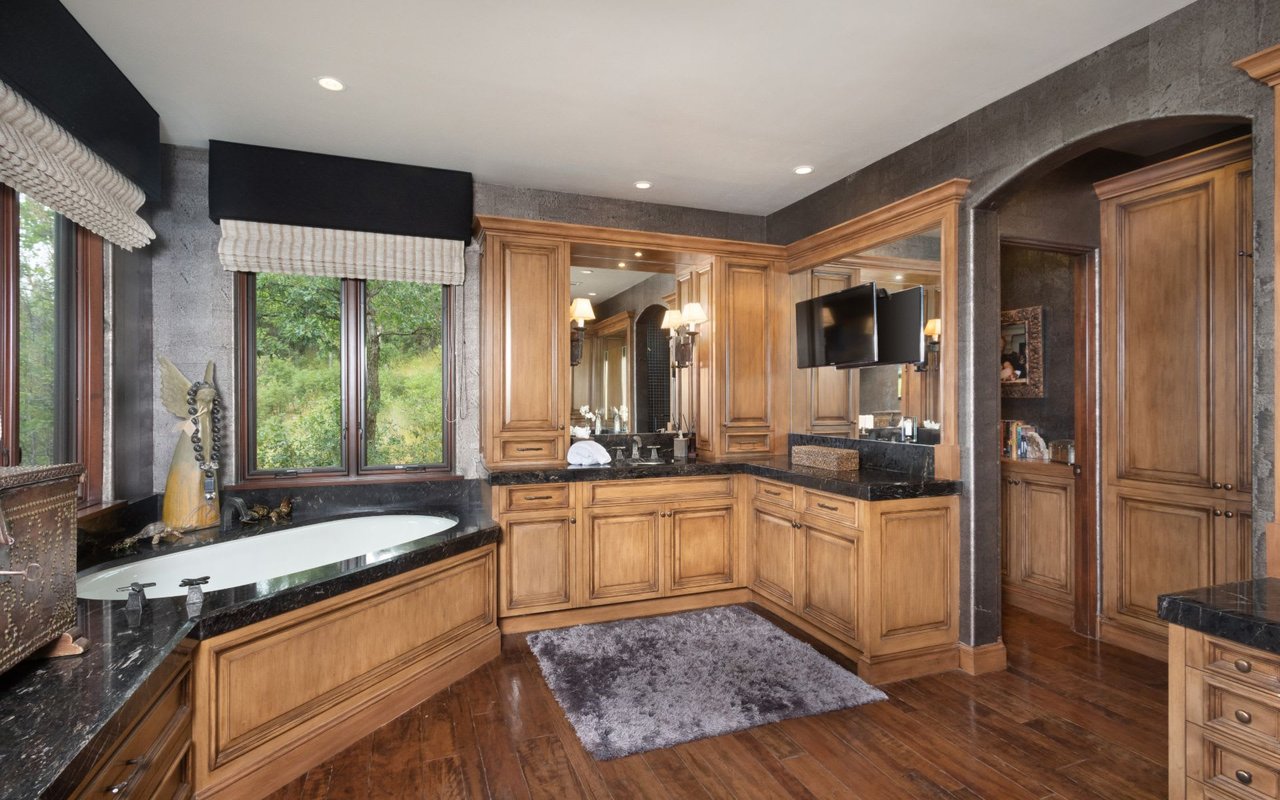 75 North Starwood Drive