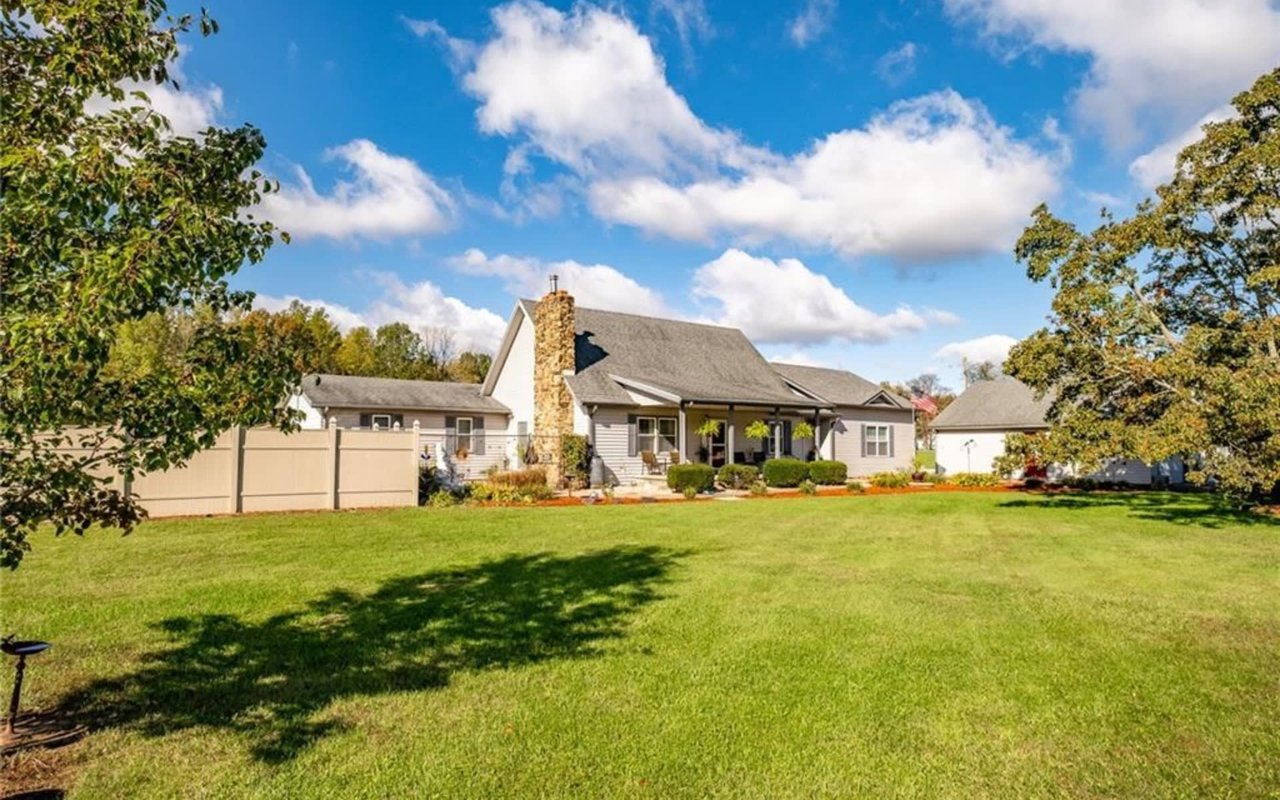 A Cheatsheet for Buying & Selling Your Home with Less Stress