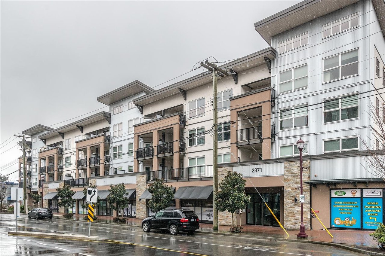 222-2871 Jacklin Rd