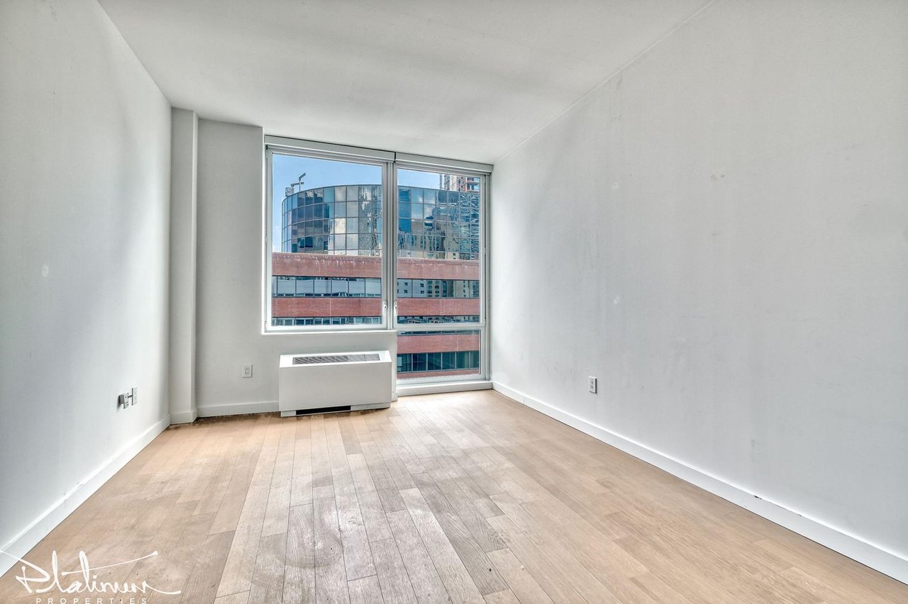 180 Water Street, Apt 2908
