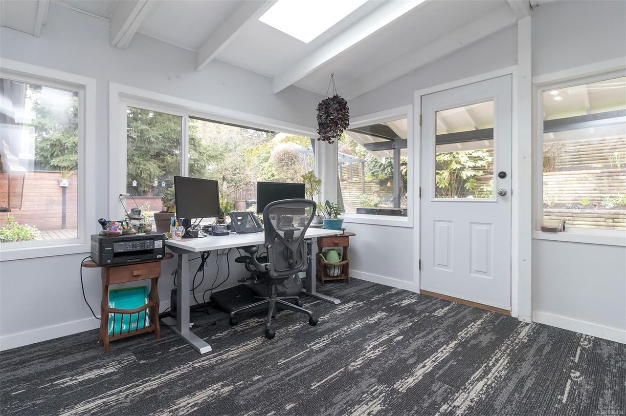 7448 East Saanich Rd, Central Saanich