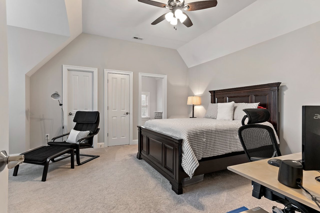 1400 Ascot Hill Terrace