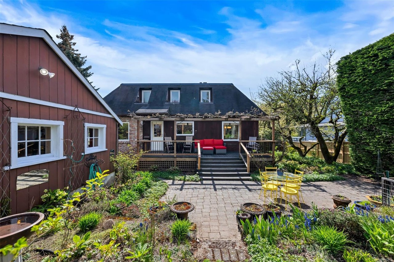 36 Tovey Cres, View Royal
