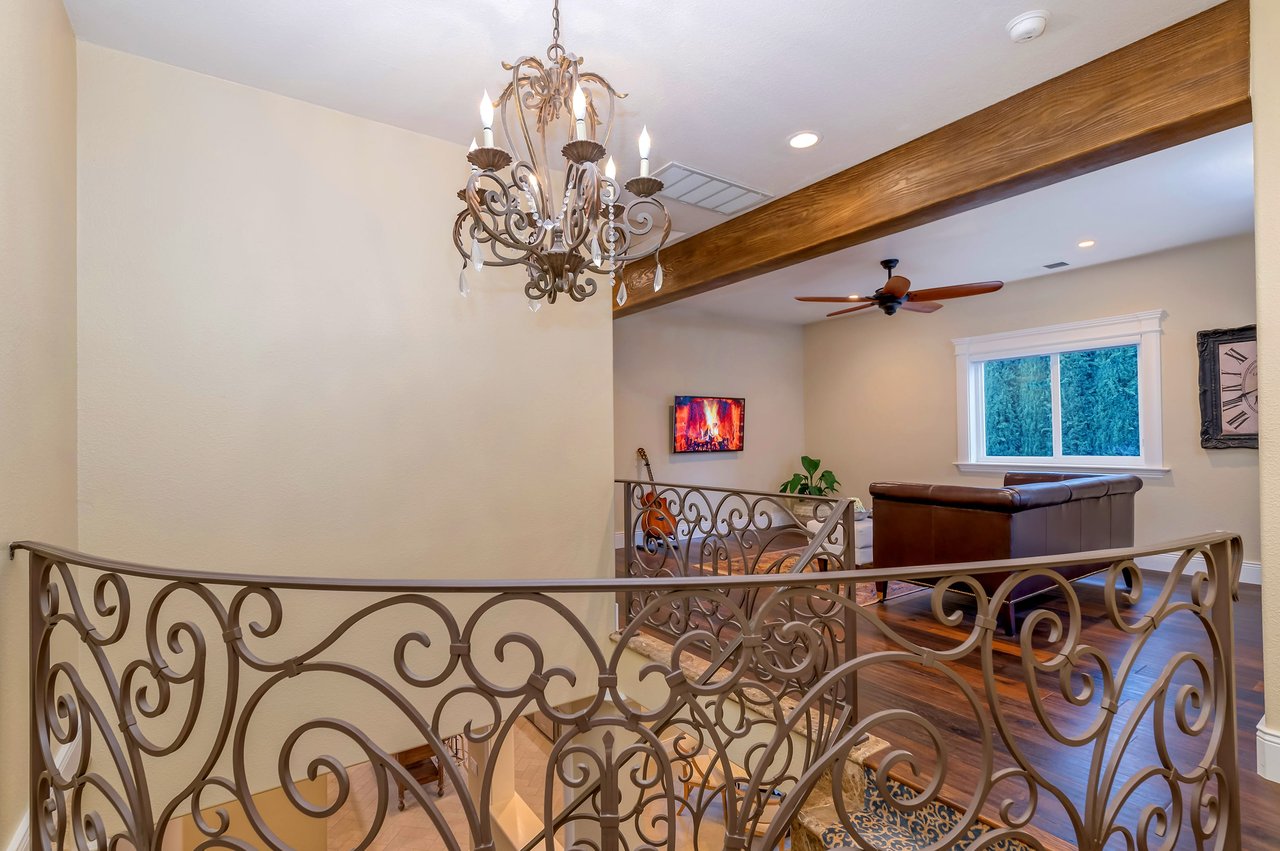 3731 Deer Trail Dr