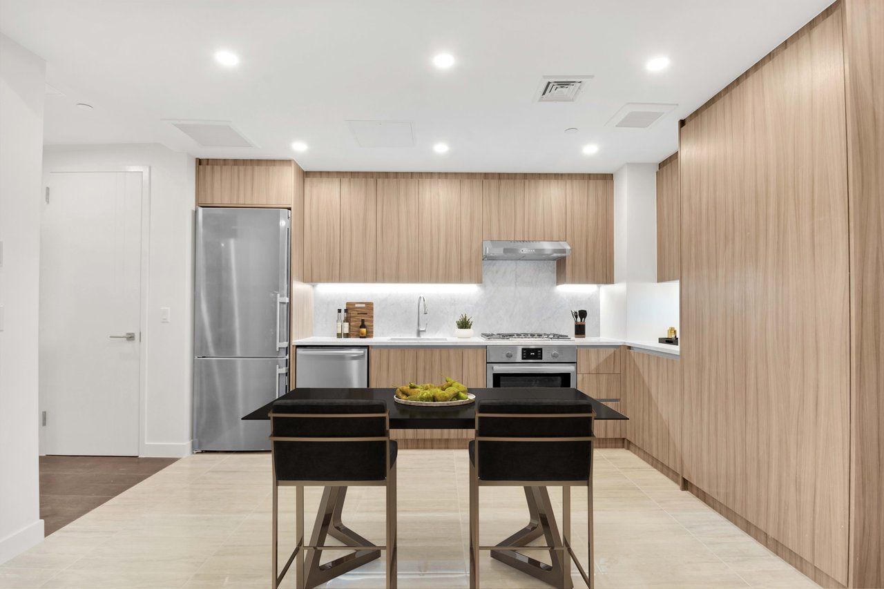 249 E 50th Street, Unit 3D