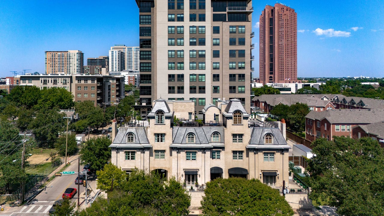 Parisian Townhouse in Dallas