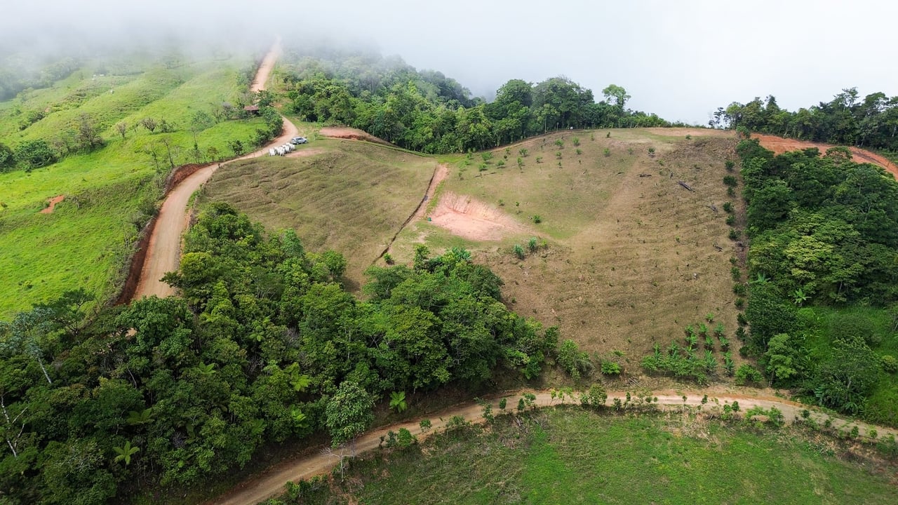 Ocean, Mountain and waterfall View Lot