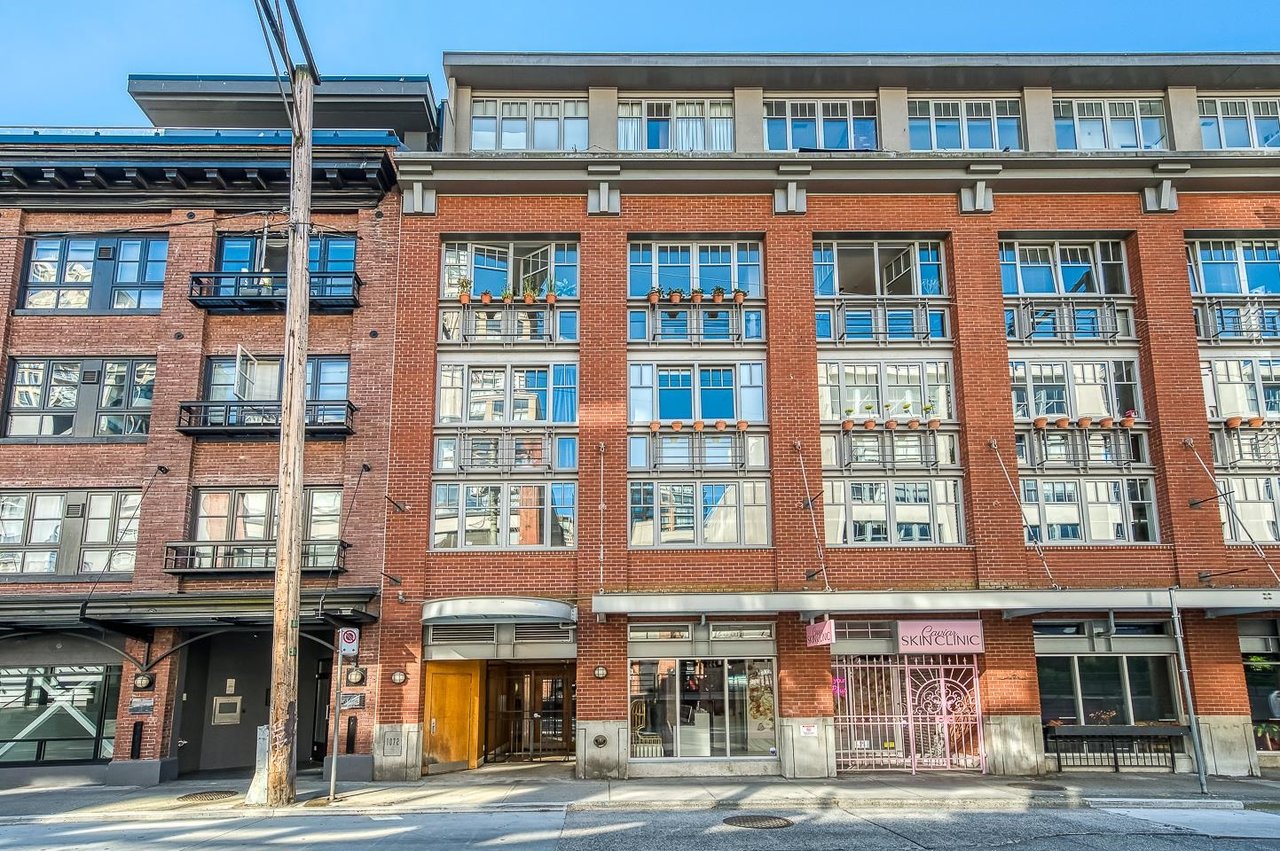 602-1072 Hamilton St