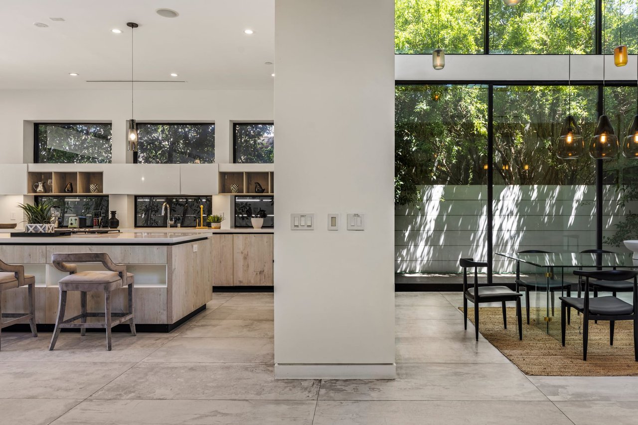 Chateau Heights