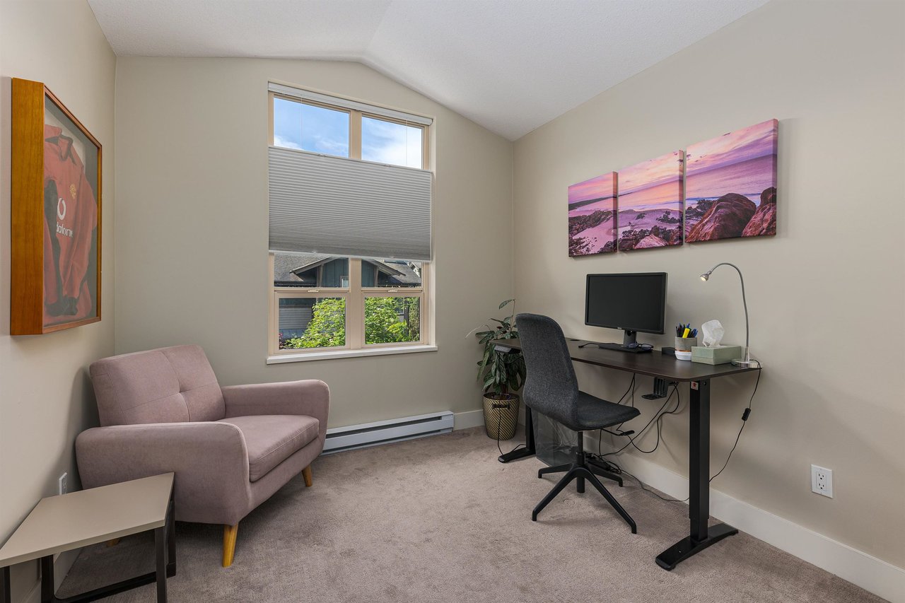 1195 Village Green Wy
