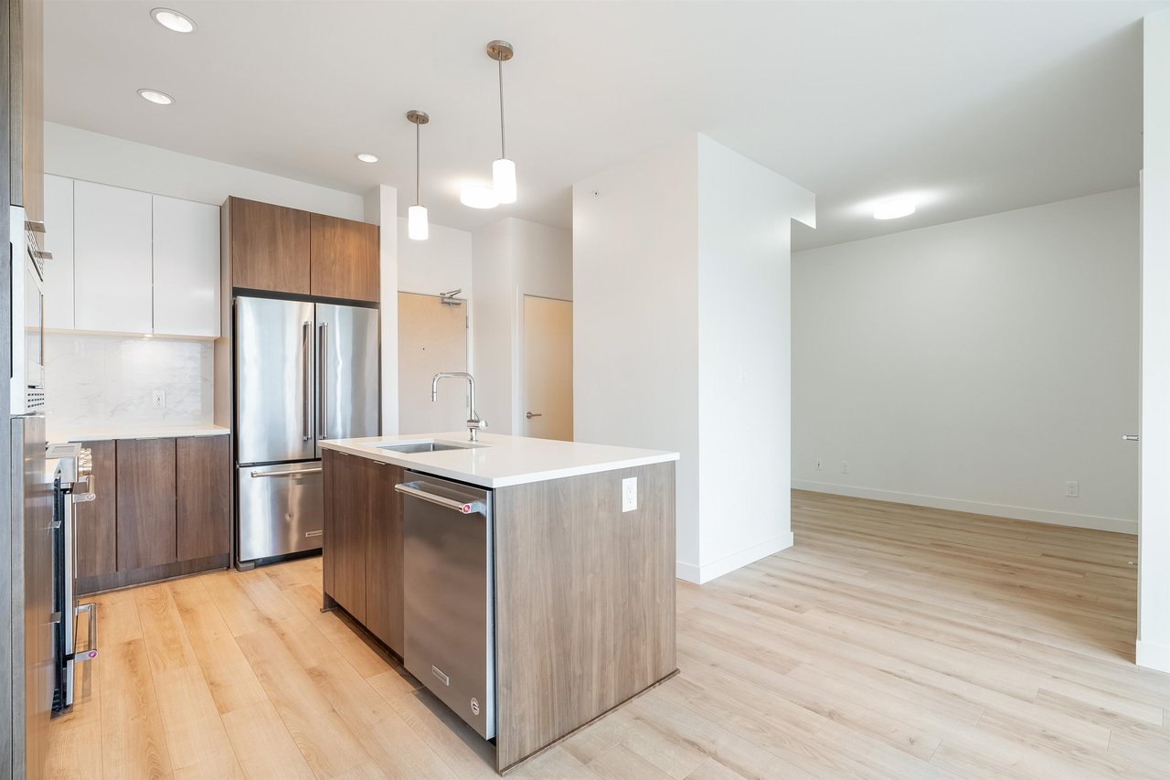 607-2188 Madison Ave