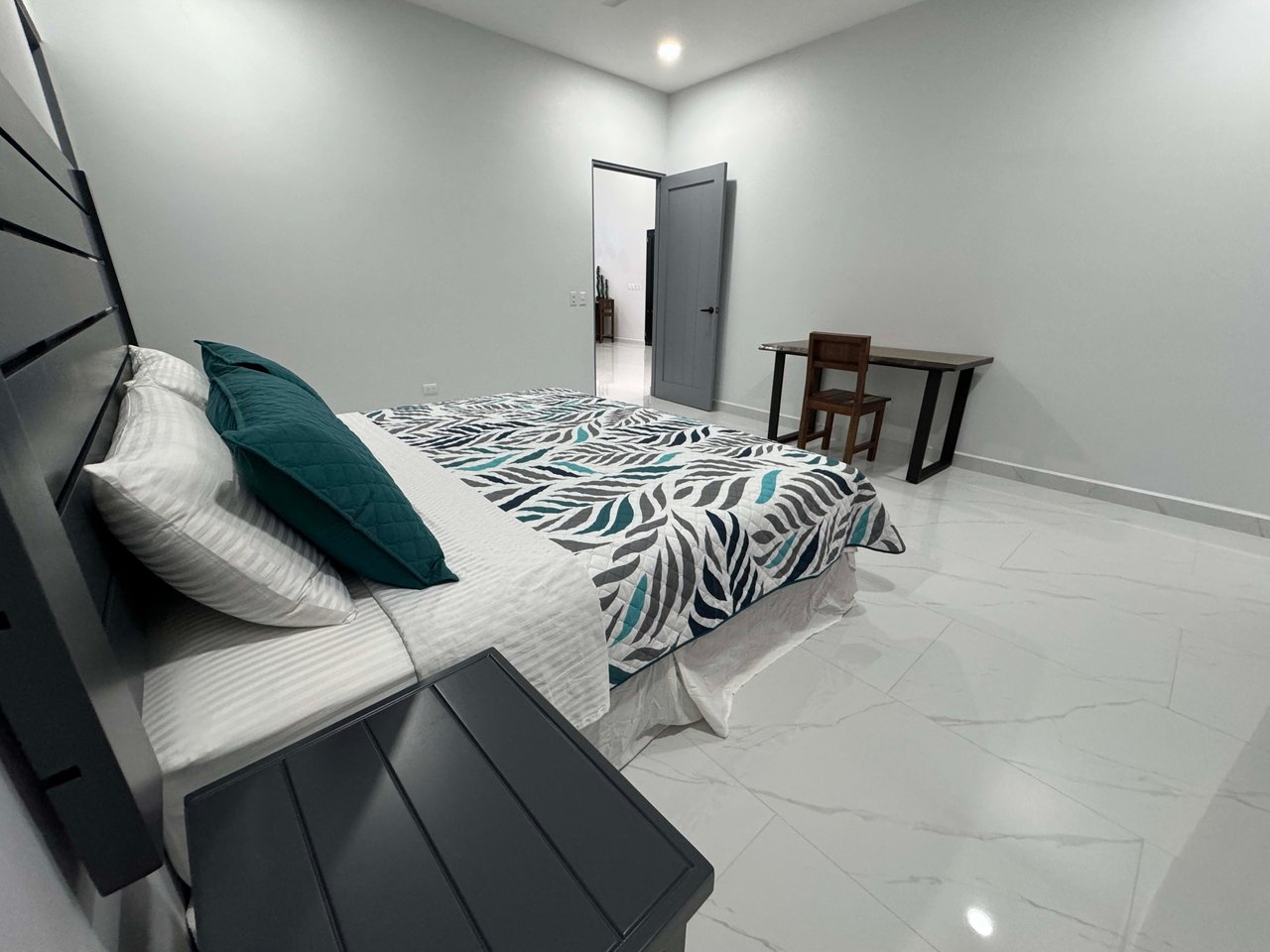 Uvita Beach Retreat!  Close to the Beach, Far From The Stress