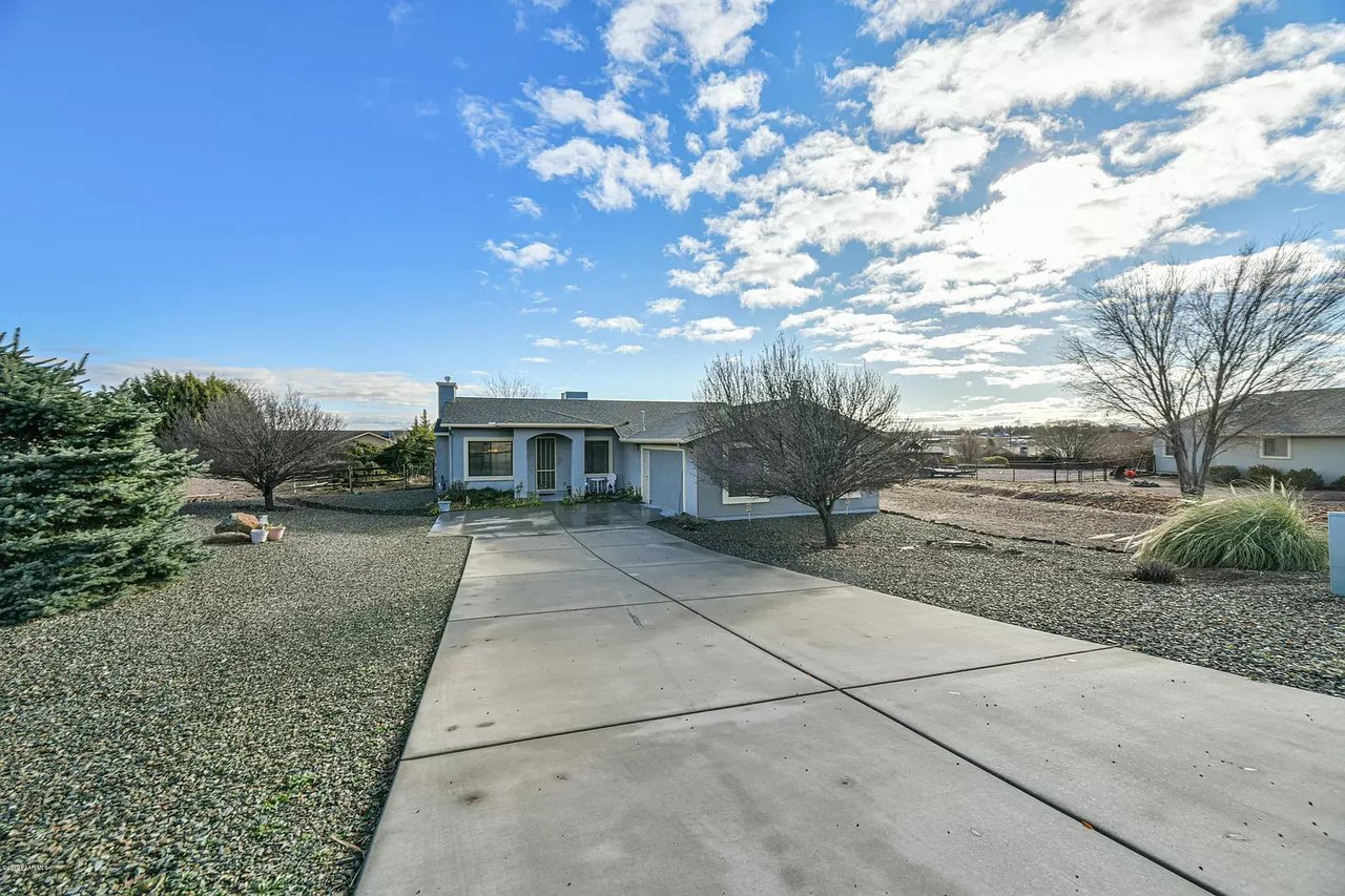 3555 N Grey Fox Dr