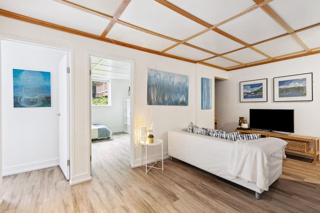 6820 Hycroft Road, West Vancouver