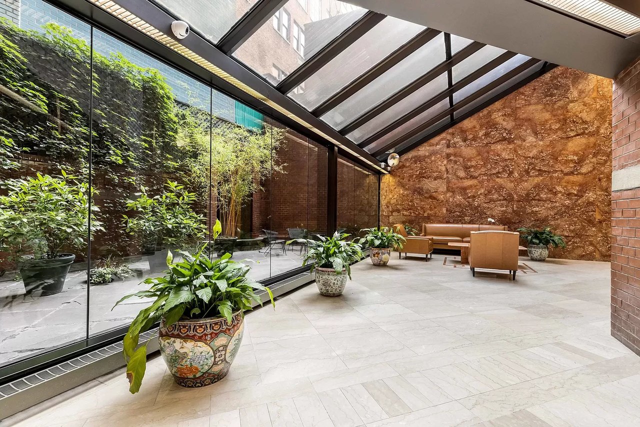 303 E 43rd St, #8C