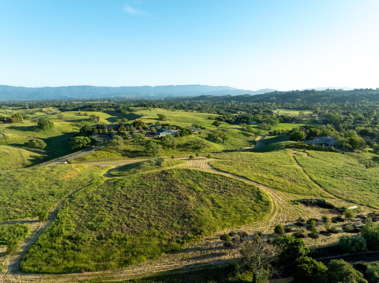 RARE LAND OPPORTUNITY IN LOS OLIVOS