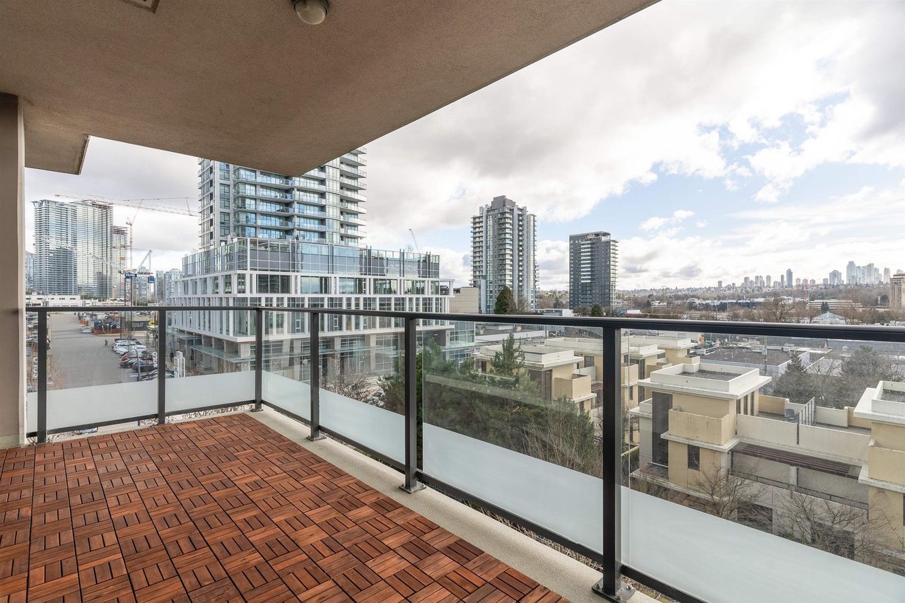 503-2077 Rosser Ave