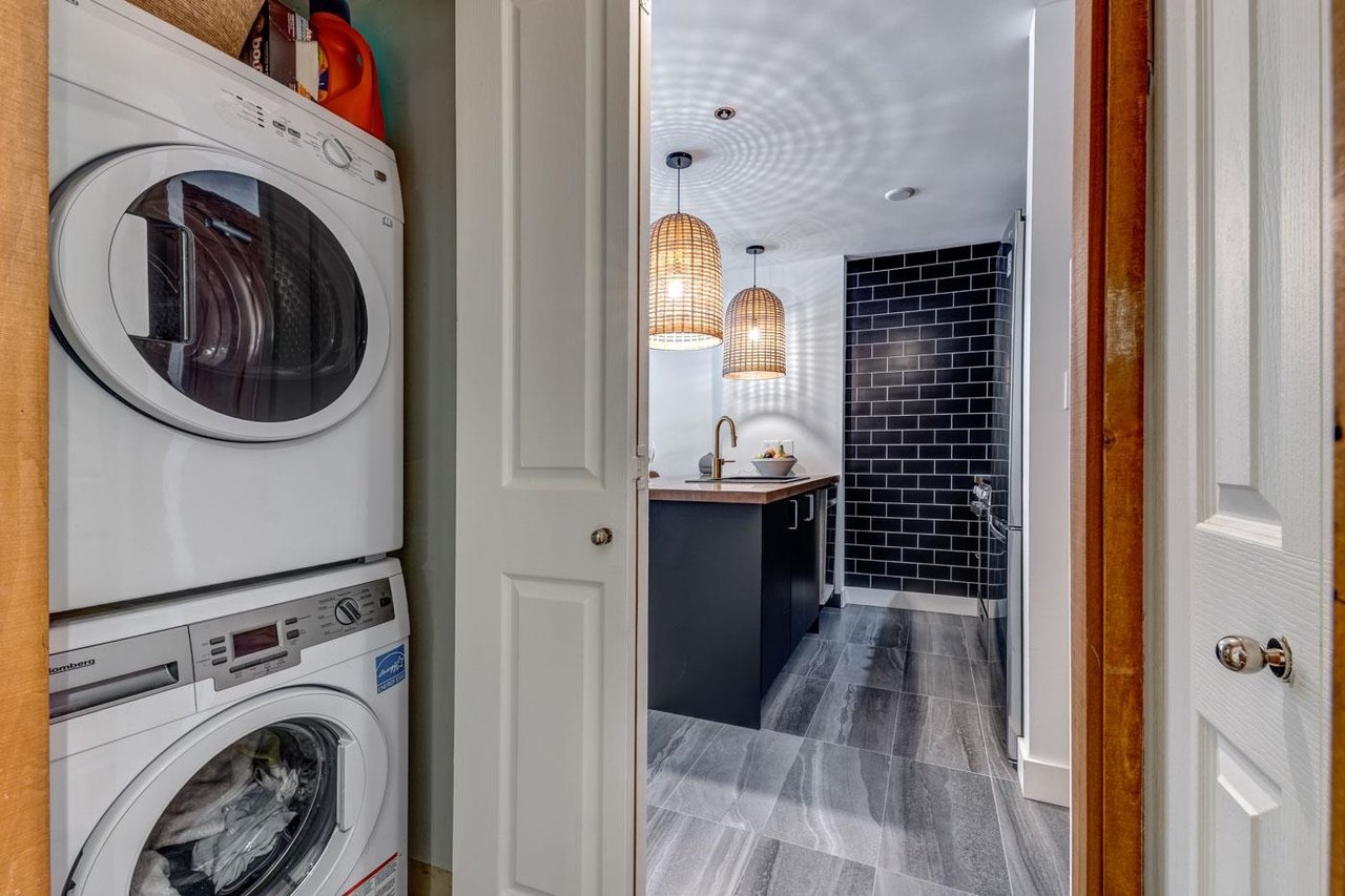 102-4660 Blackcomb Wy