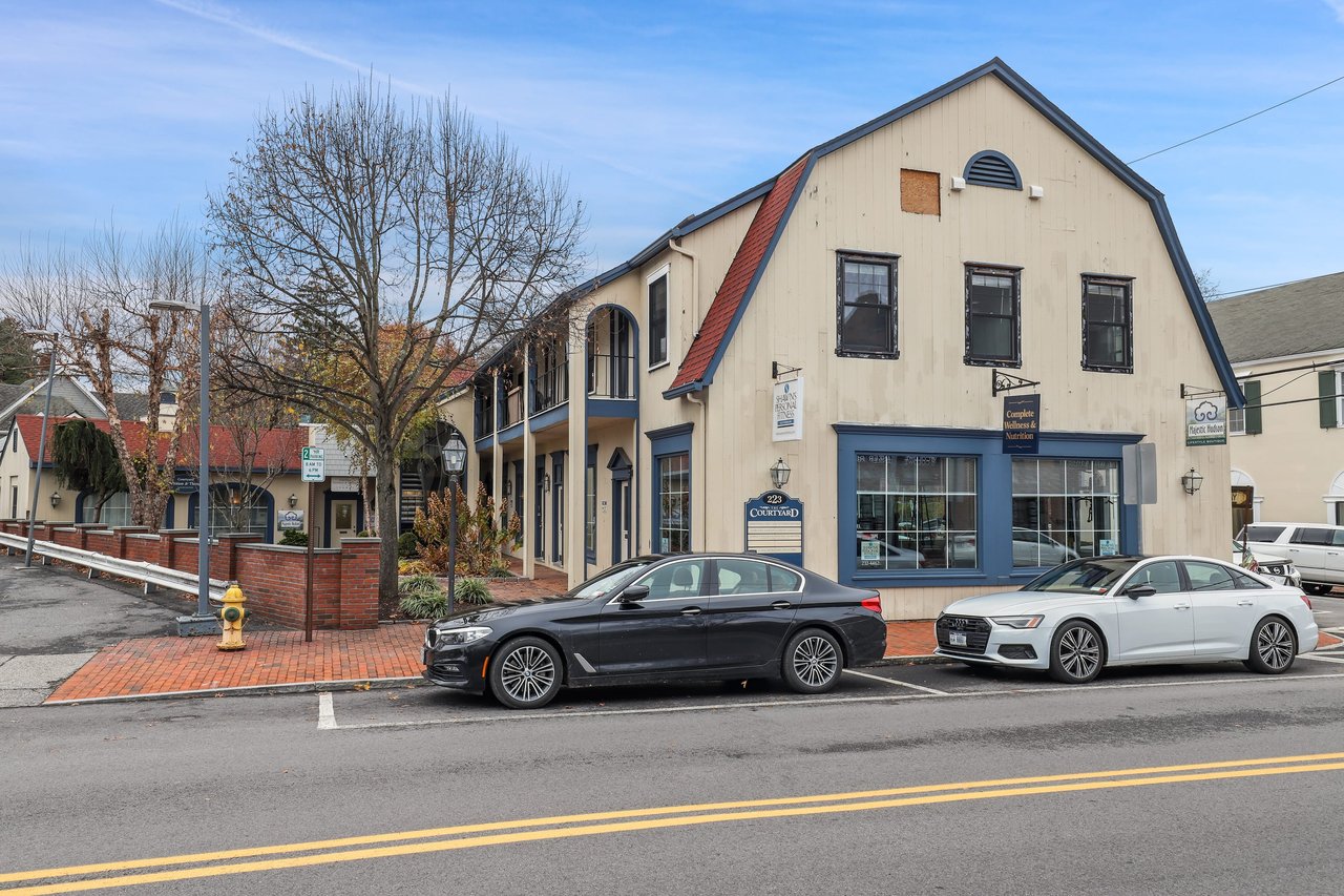 225 Katonah Avenue Unit: 3