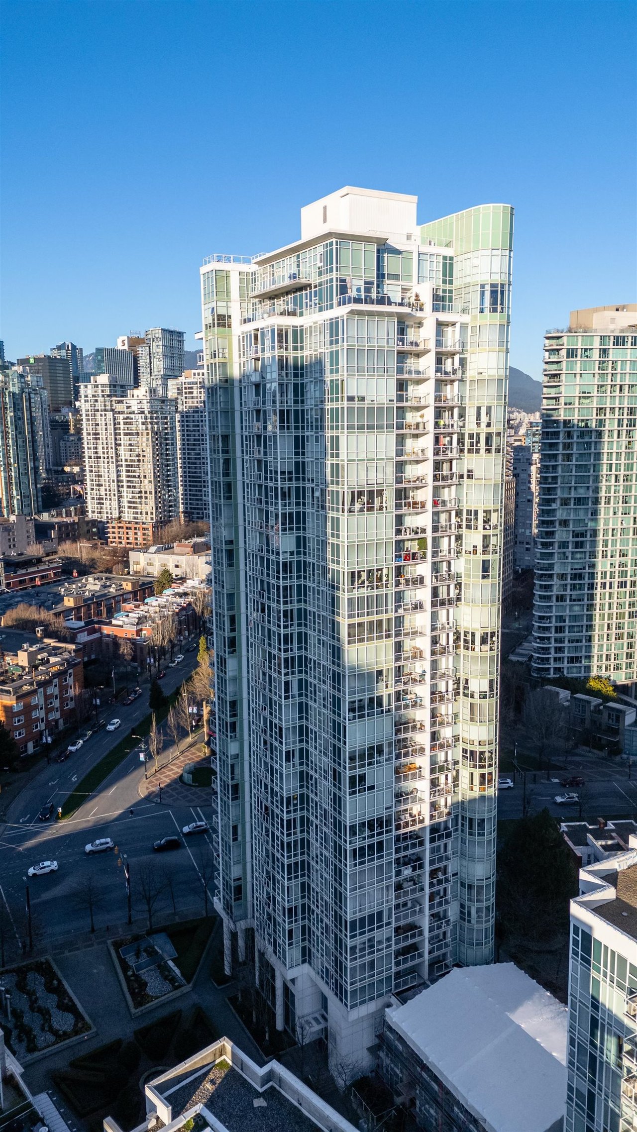 2702-193 Aquarius Mews, Vancouver
