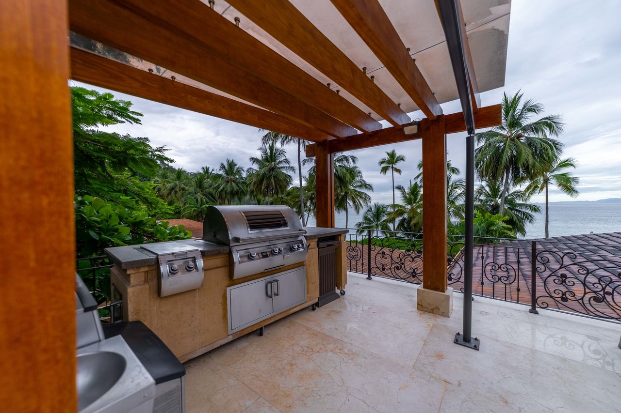 Remodeled Luxury Beach Home, Jaco, Puntarenas