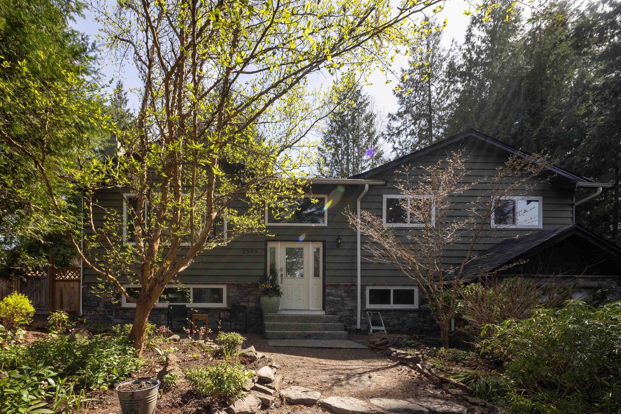2544 Orkney Wy
