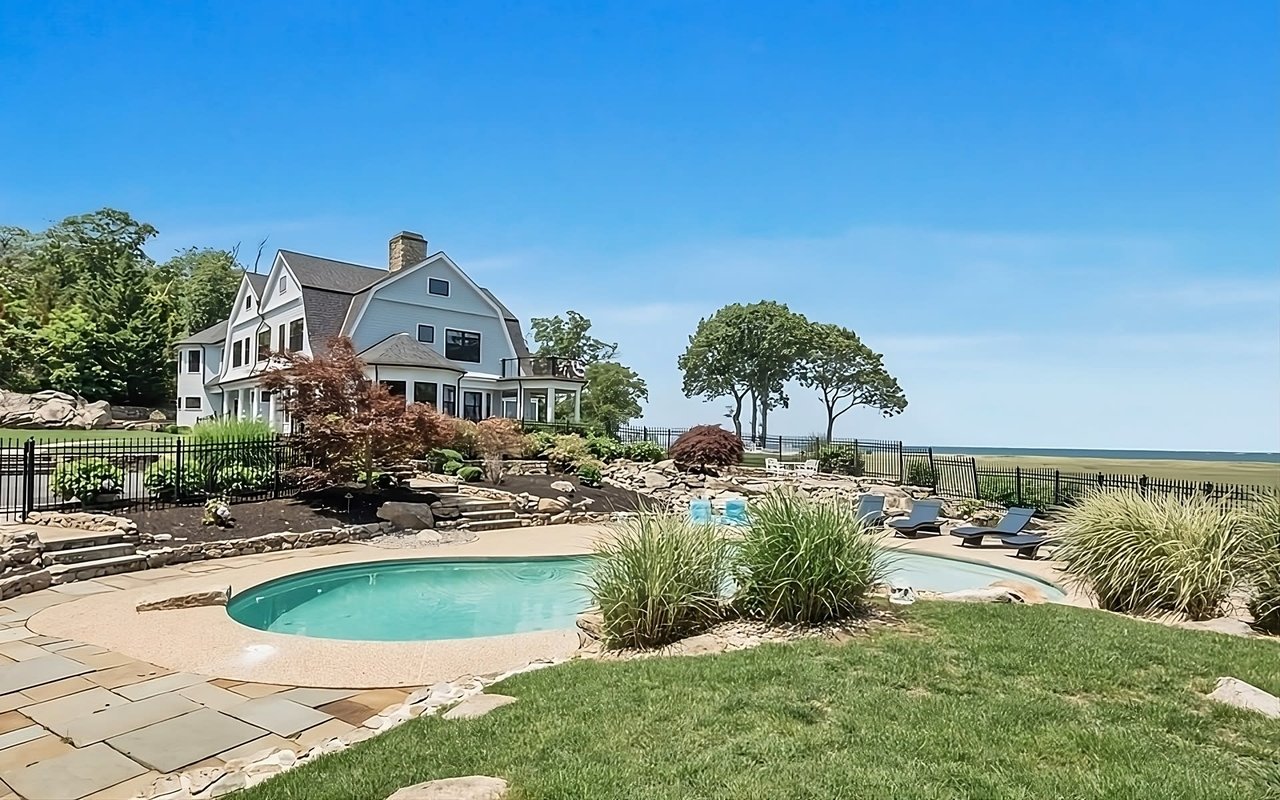 Homes with Pool