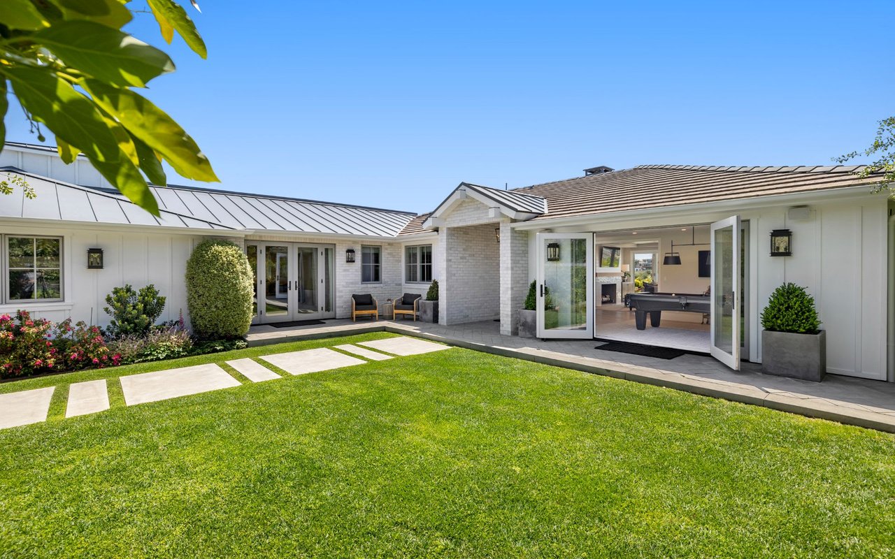 3809 Sandune Lane