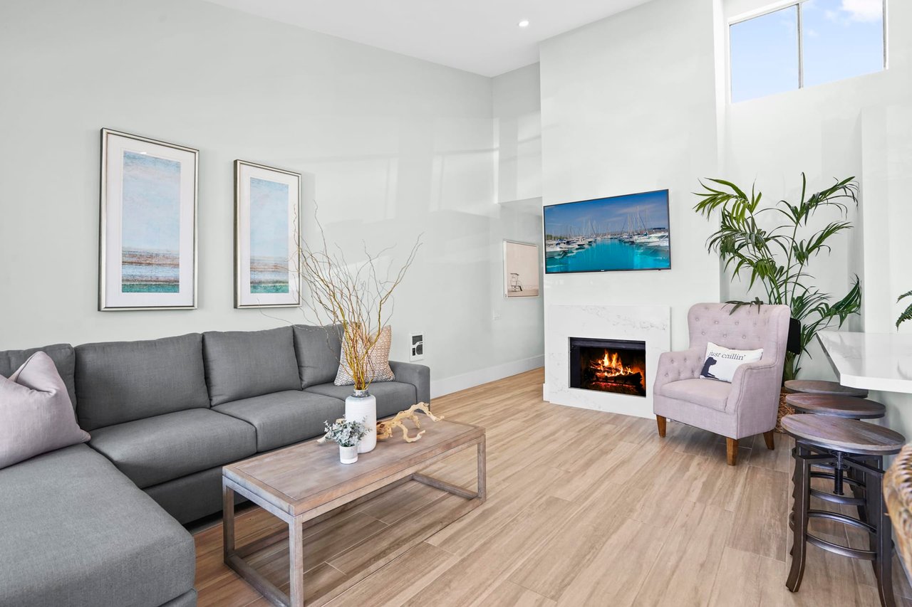 702 Oceanfront 