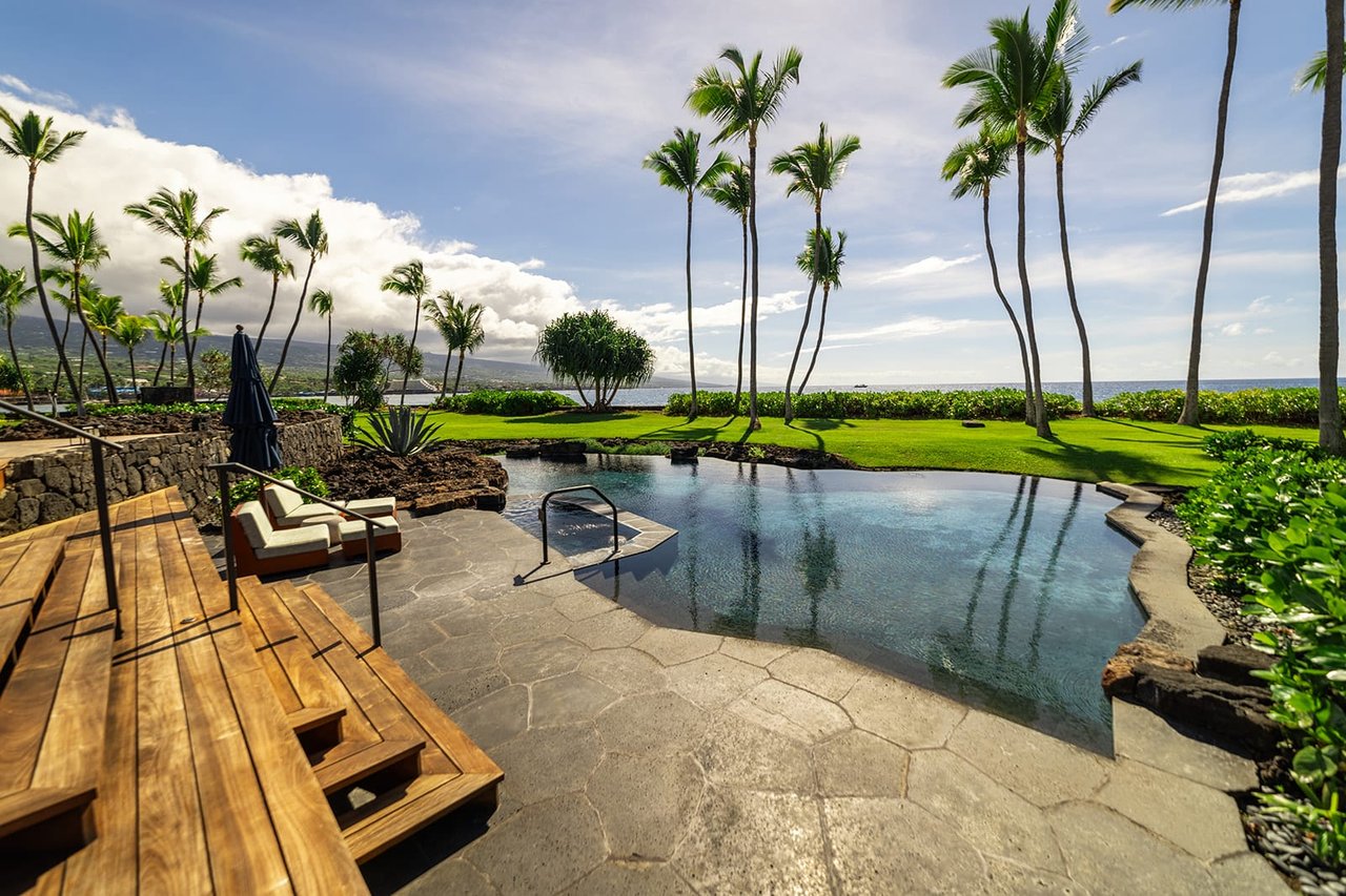 Royal Lanihau Estate