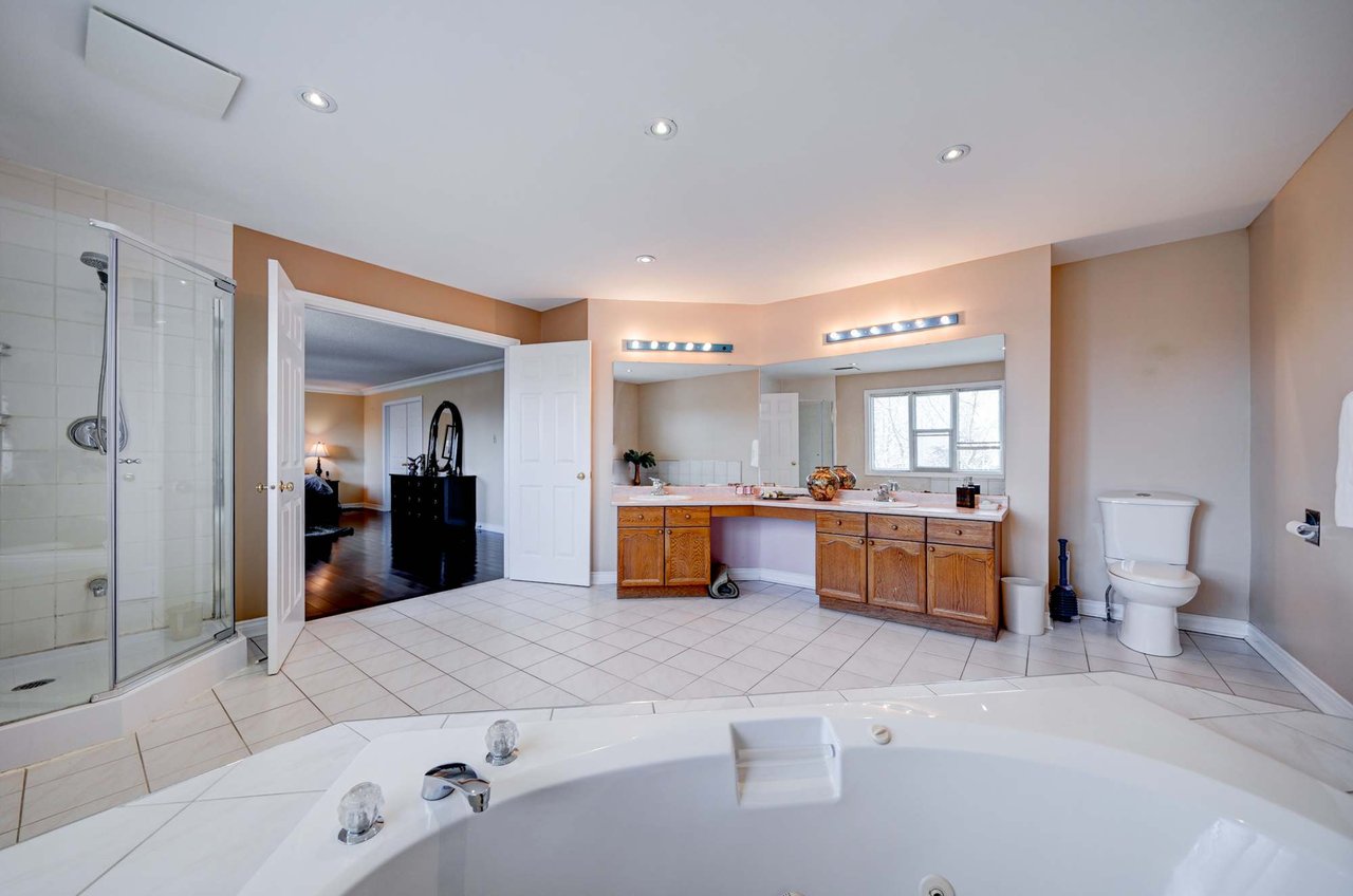 2184 Lumberman Lane