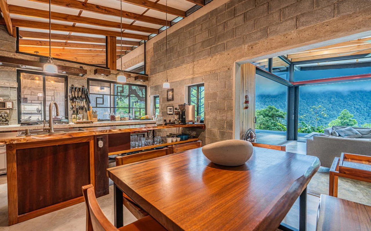 Off-Grid Regenerative Homestead, Perez Zeledon, San Jose