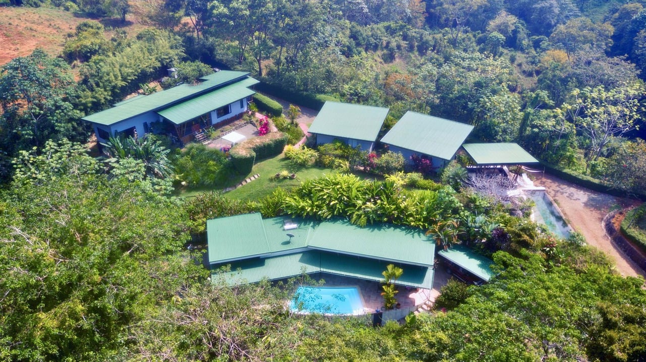 6 Bed Ocean View Estate, 2 Pools, Perfect for Air BnB, Hotel, or Family Compound, 2.24 Acres