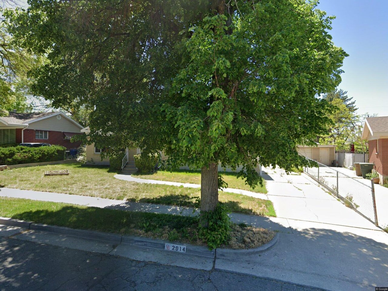 2914 ZENITH CIR