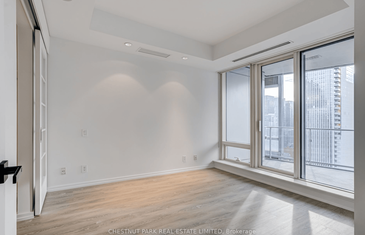 Suite 2903- 180 University Avenue