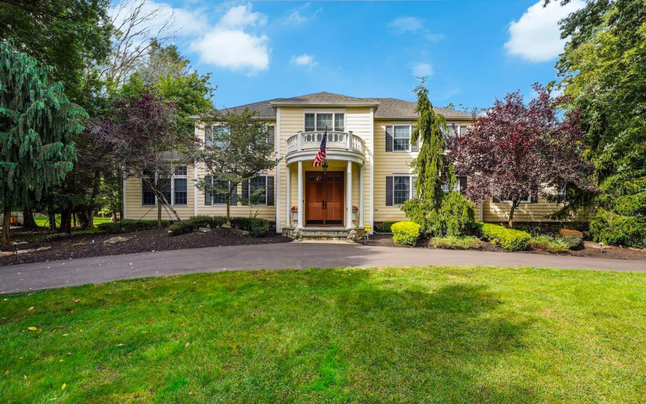 Best Neighborhoods to Live in Colts Neck, NJ