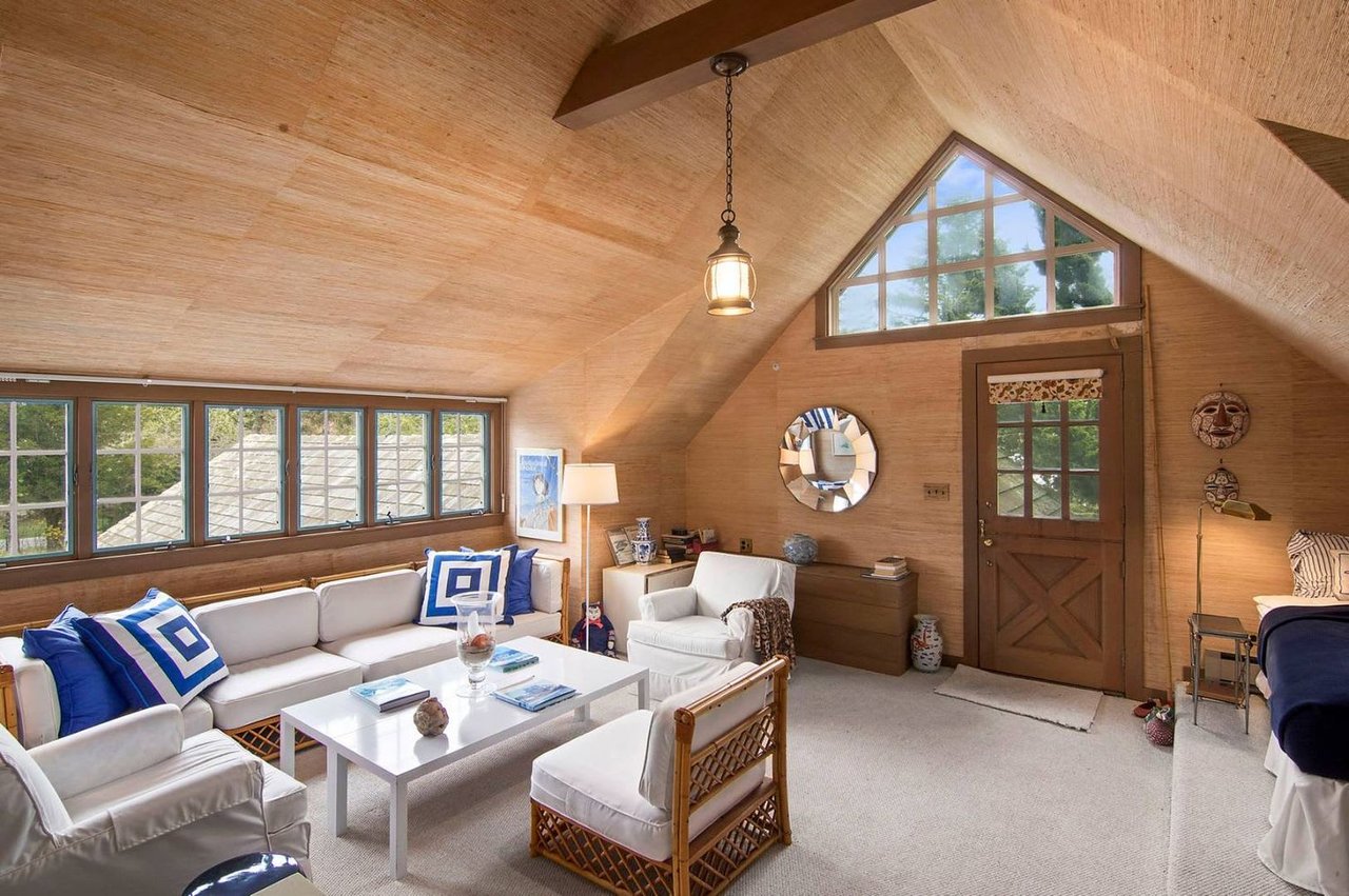 Classic East Hampton Summer Rental with Sweeping Views of Hook Pond and the Ocean