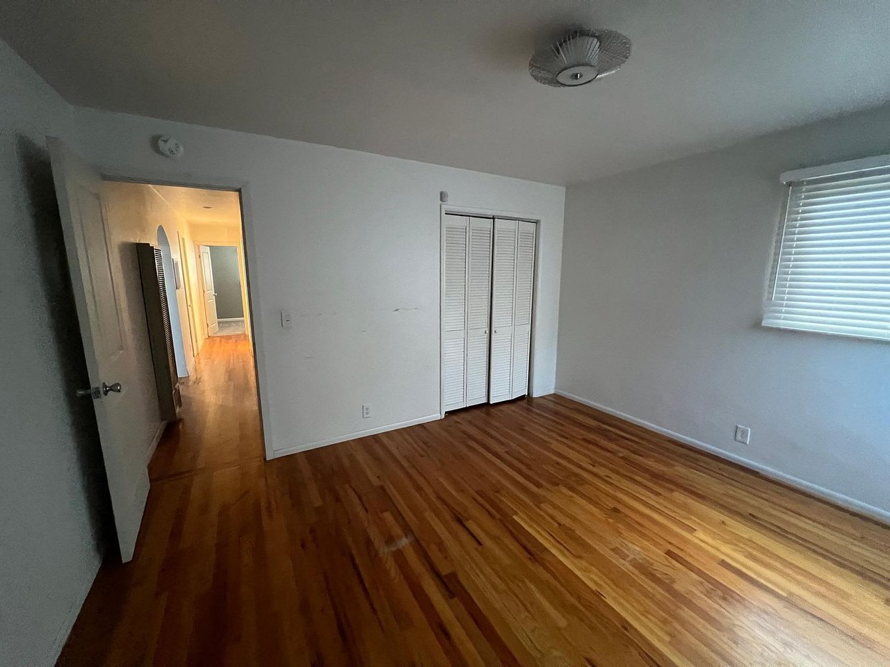 406 English Ave