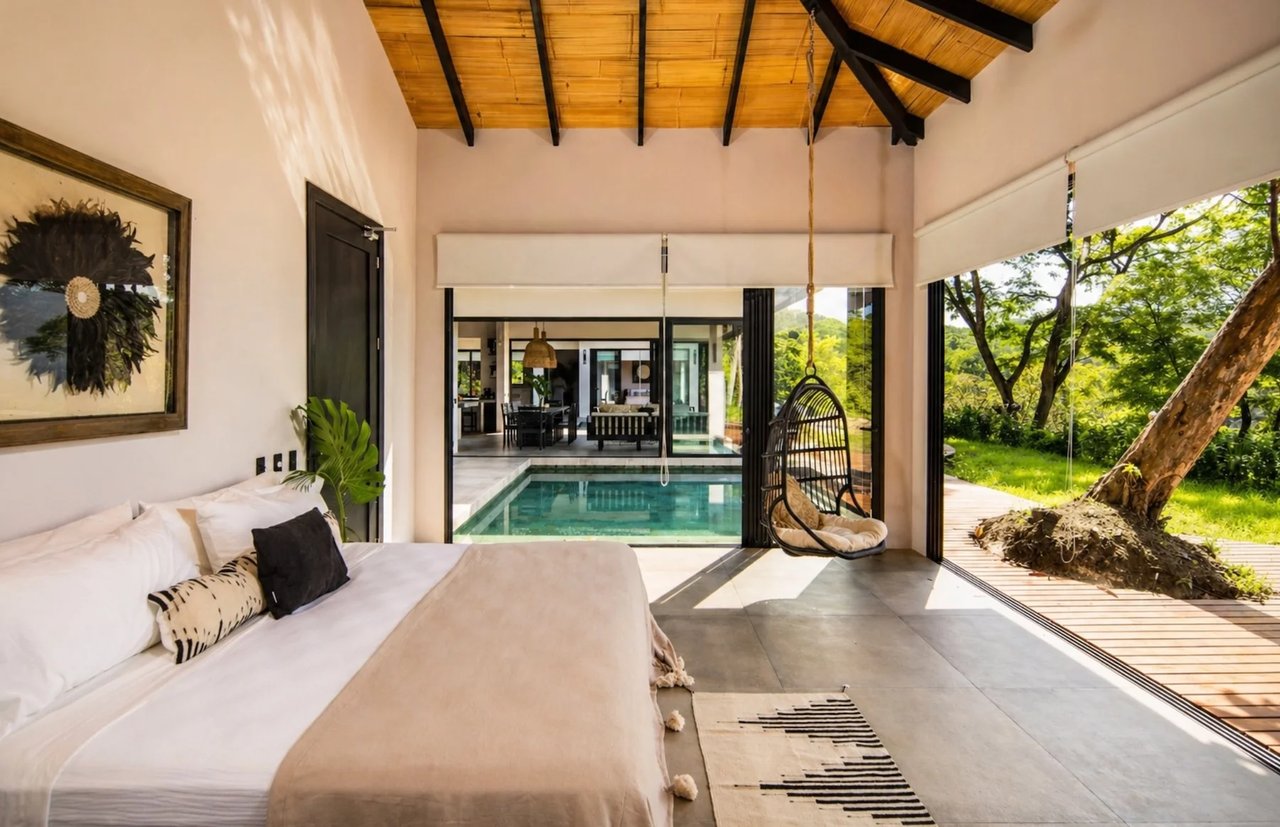 Balinese Tropical Ocean Villa, Santa Teresa, Puntarenas
