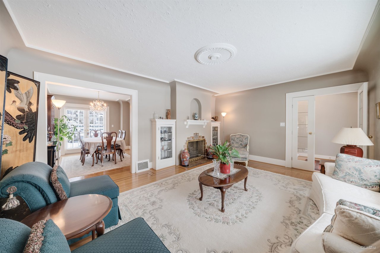 3650 W King Edward Ave