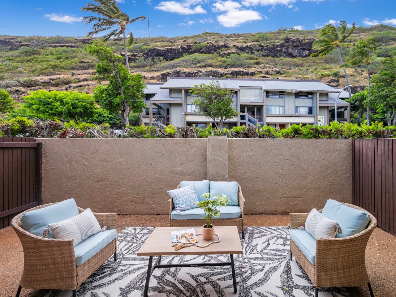 6204 Keokea Pl