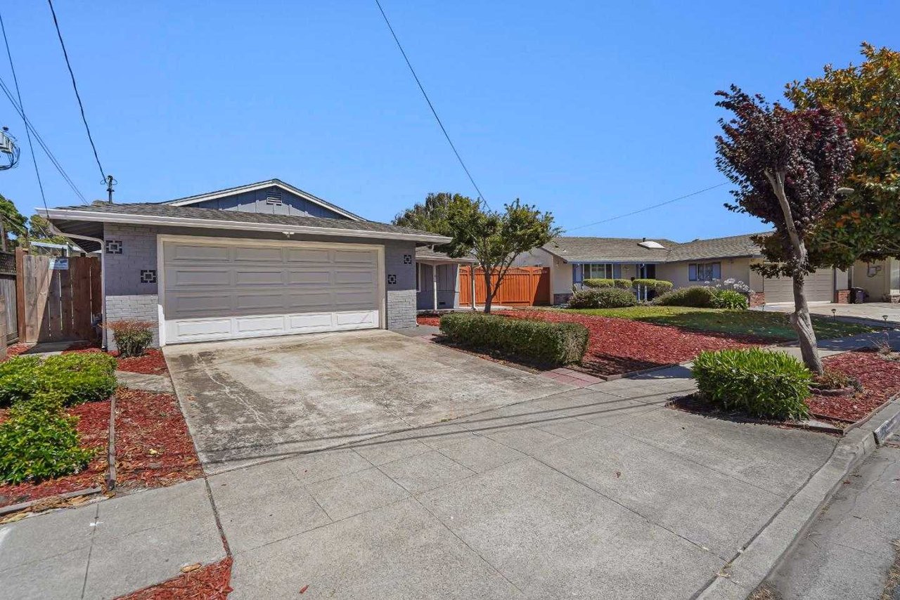 25830 Madeline LN