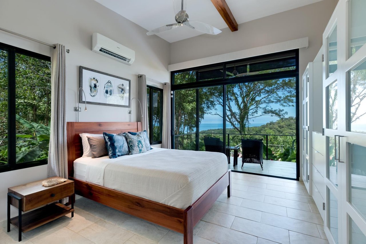 Villa Santo Vida, 4 Bed, Ocean View