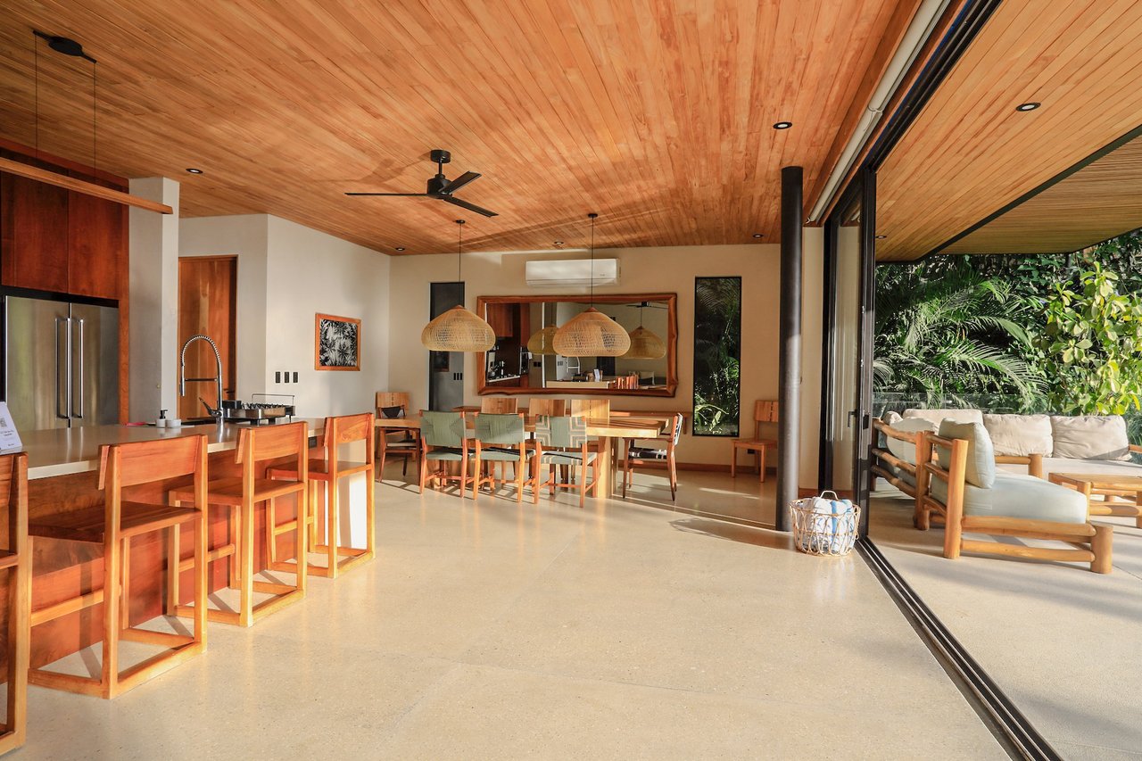 Ocean View Villa and Guest House, Santa Teresa, Puntarenas