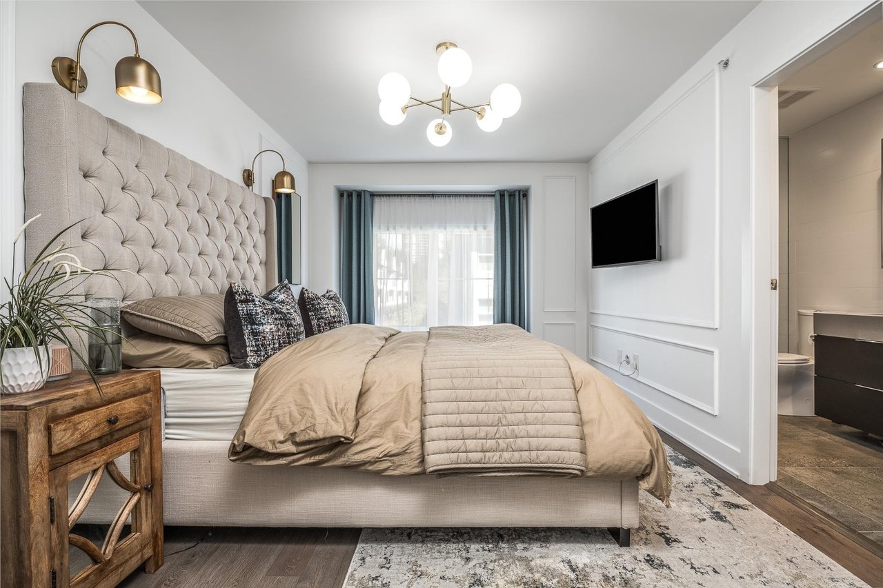 137-2070 Curling Road, North Vancouver