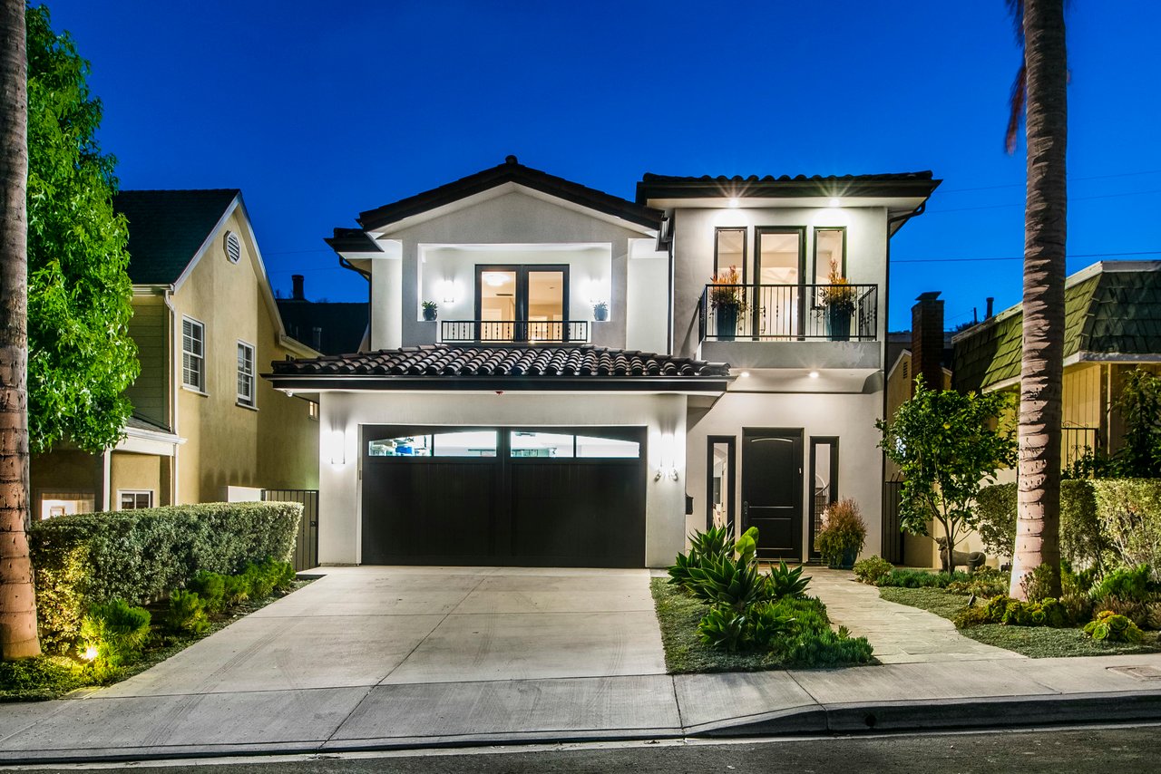 Custom-built Tree Section Home