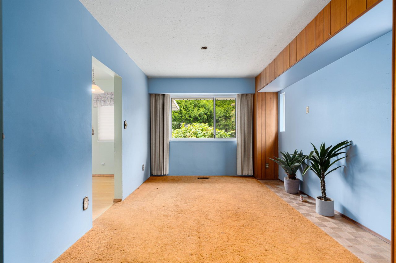 2915 Astor Dr