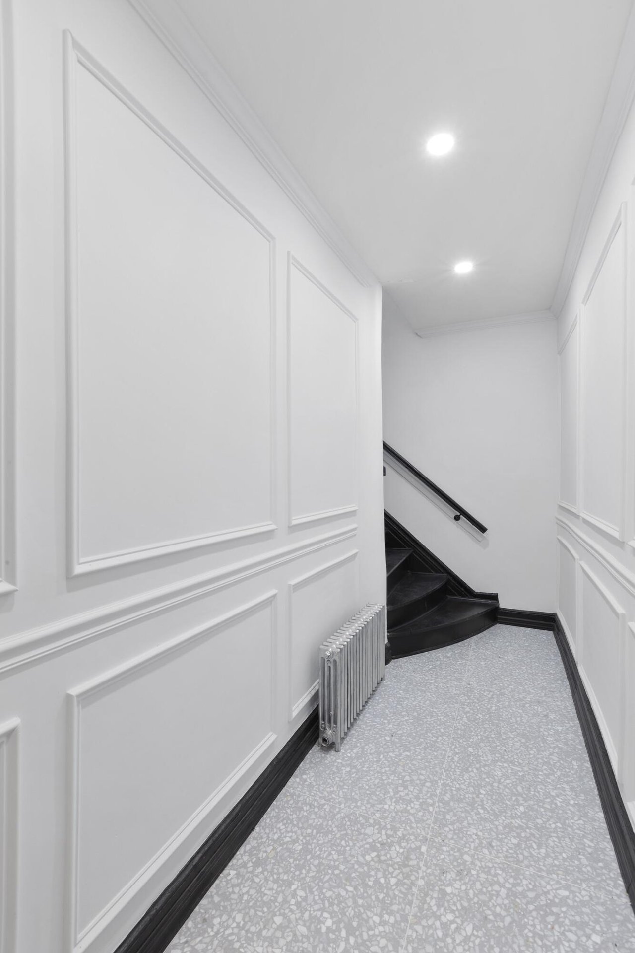 245 East 10th Street, Apt 3